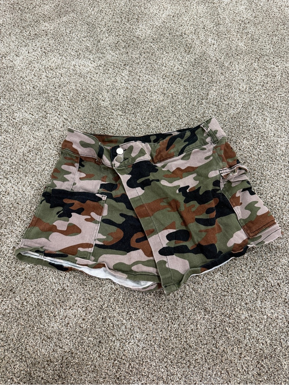 No Boundaries Camouflage Utility Skort in Green